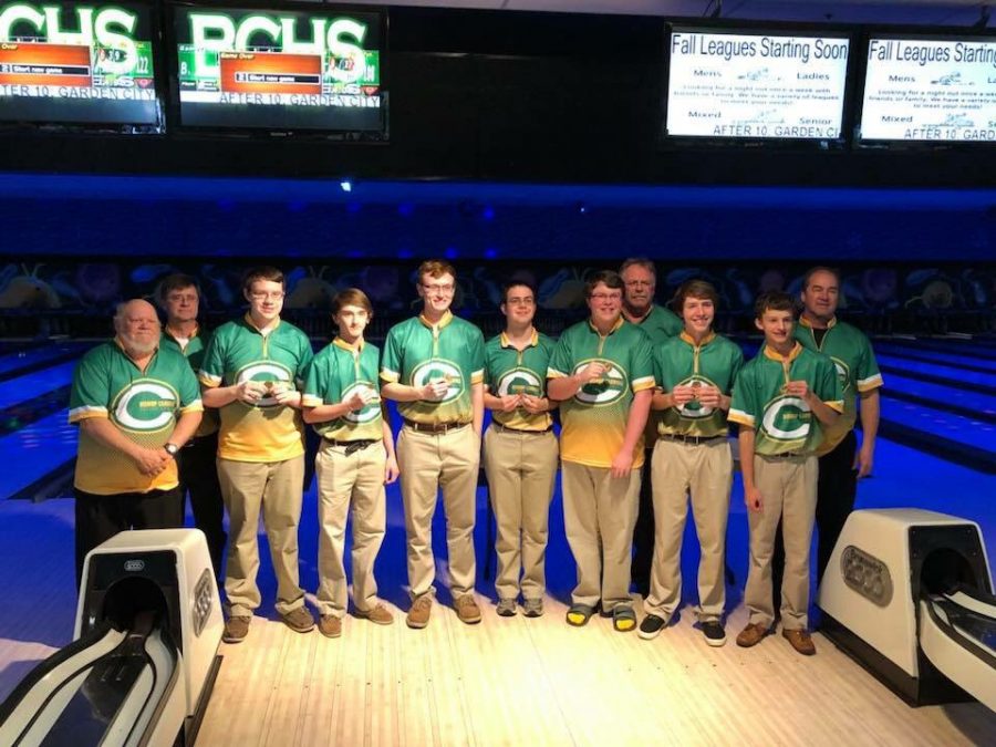 Carroll boys bowling after receiving their first place medals last Saturday