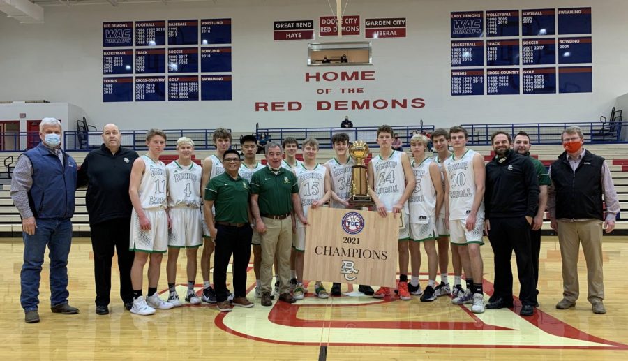 This years Golden Eagles after winning the Dodge City Tournament of Champions earlier in the week.